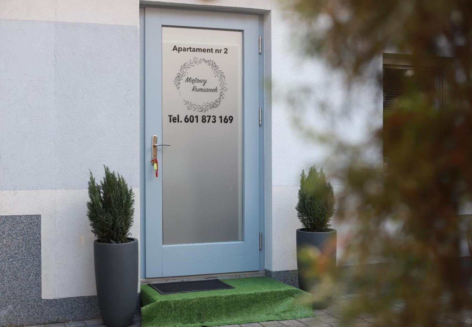 2 Apartament Mietowy Rumianek Lwowek エクステリア 写真