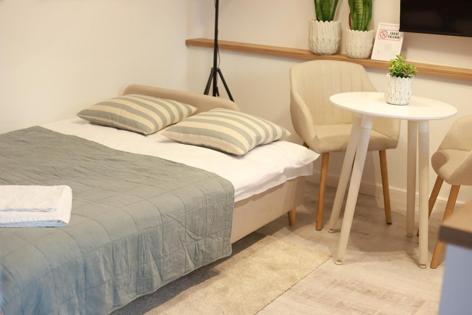 2 Apartament Mietowy Rumianek Lwowek エクステリア 写真